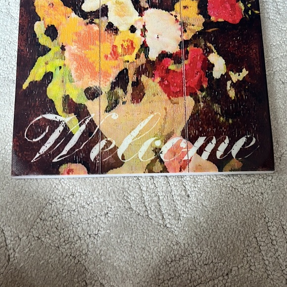 Wooden Welcome Sign - Picture 2 of 4